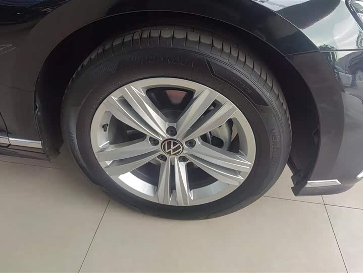 Фото 6 - Volkswagen Magotan