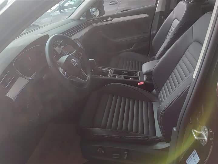 Фото 9 - Volkswagen Magotan