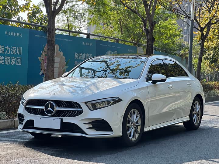 Фото 2 - Mercedes-Benz A-Class