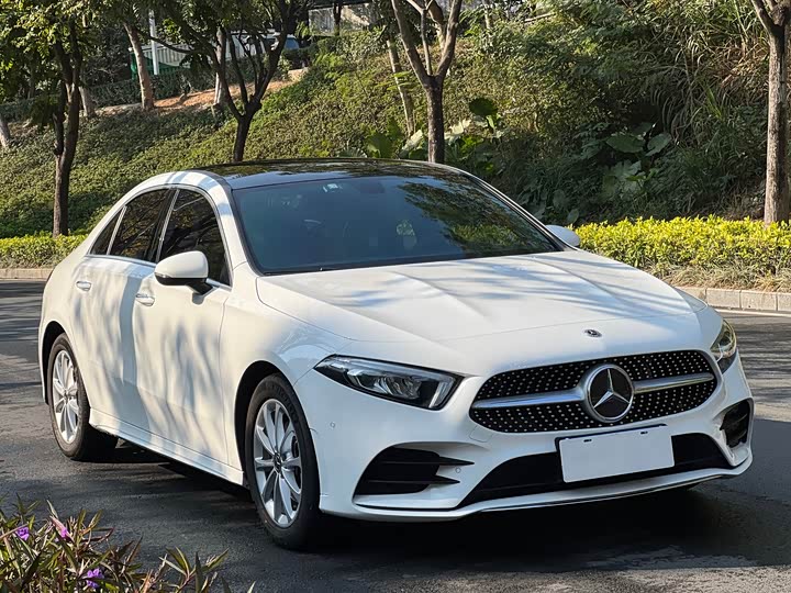 Фото 3 - Mercedes-Benz A-Class