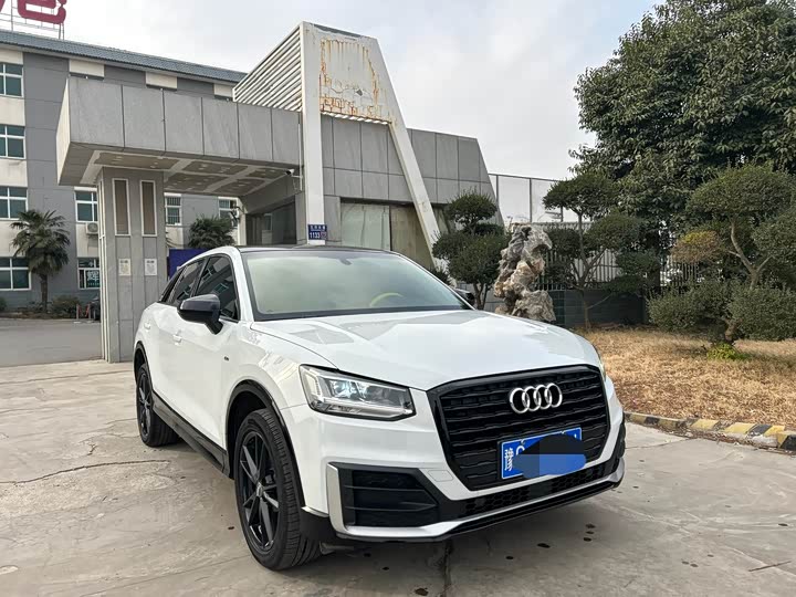 Фото 7 - Audi Q2L