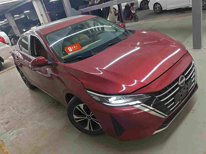 Фото 2 - Nissan Sylphy