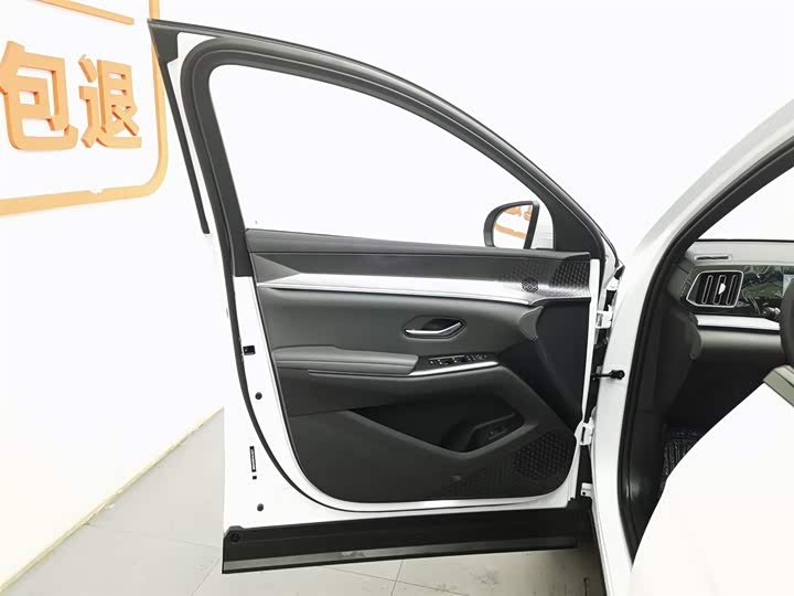 Фото 8 - BYD Song Pro Hybrid