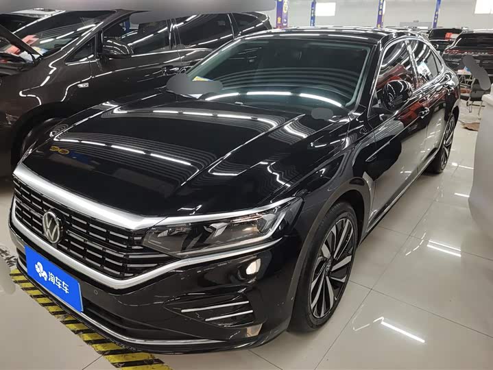 Фото 1 - Volkswagen Passat