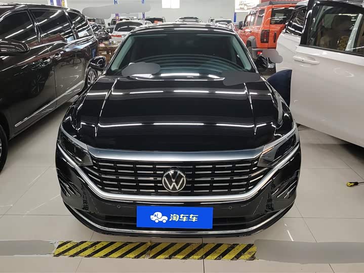 Фото 2 - Volkswagen Passat