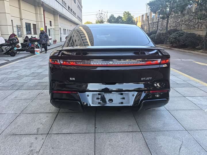 Фото 4 - Dongfeng Yipai eπ 007