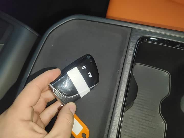 Фото 9 - Dongfeng Aeolus L7