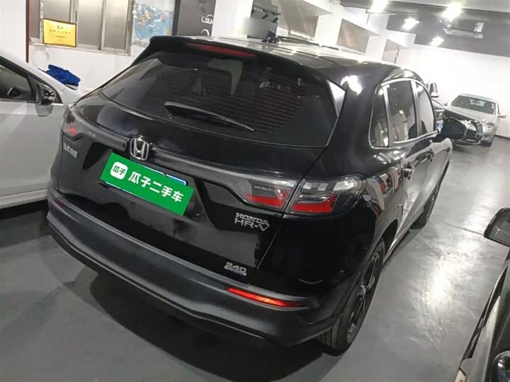 Фото 7 - Honda HR-V