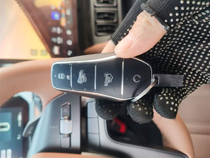 Фото 9 - BYD Song L