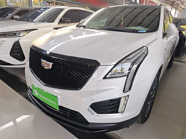 Фото 1 - Cadillac XT5