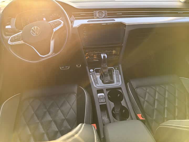Фото 6 - Volkswagen Magotan GTE Hybrid