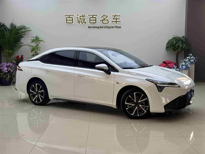 Фото 3 - GAC Aion S Plus