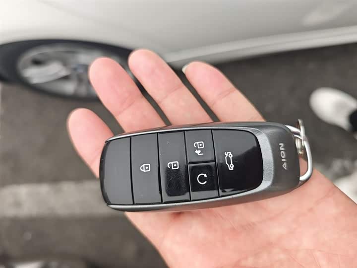 Фото 9 - GAC Aion S