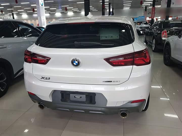 Фото 6 - BMW X2