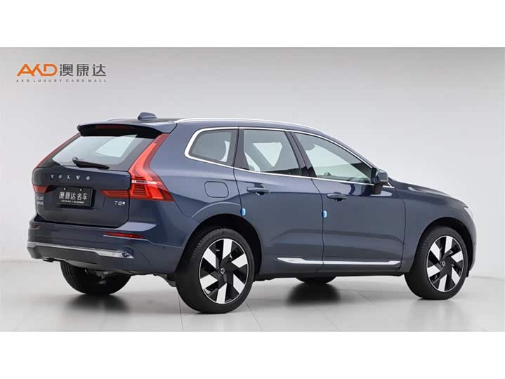Фото 3 - Volvo XC60 Hybrid