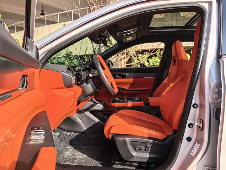 Фото 6 - Dongfeng Aeolus L7