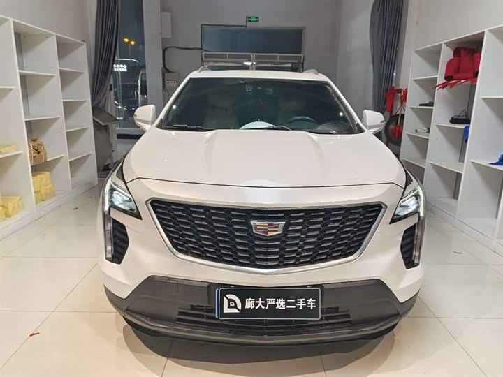 Фото 2 - Cadillac XT4
