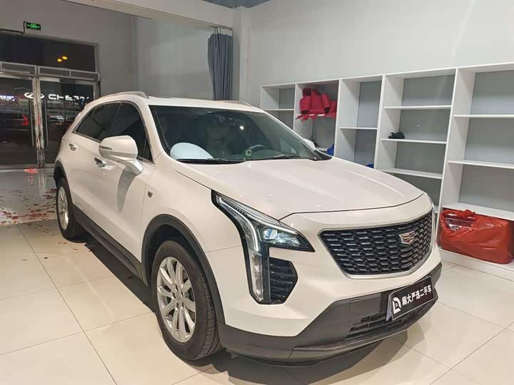 Фото 3 - Cadillac XT4