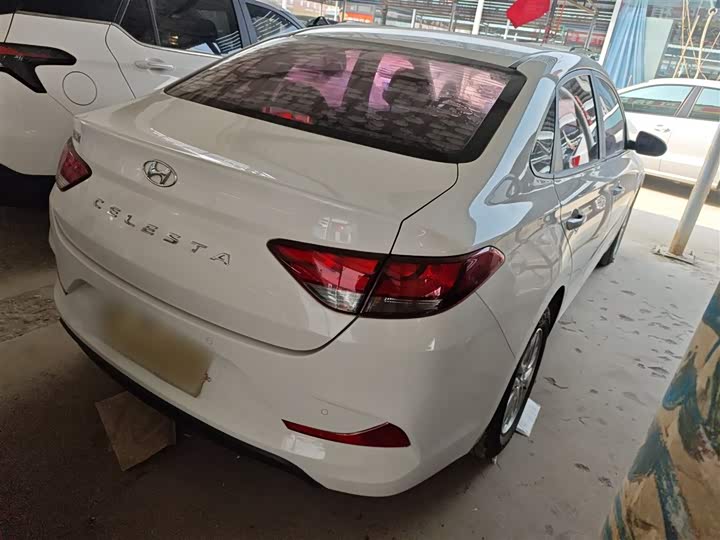 Фото 7 - Hyundai Celesta