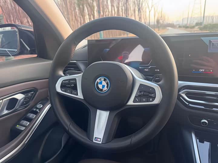 Фото 6 - BMW i3