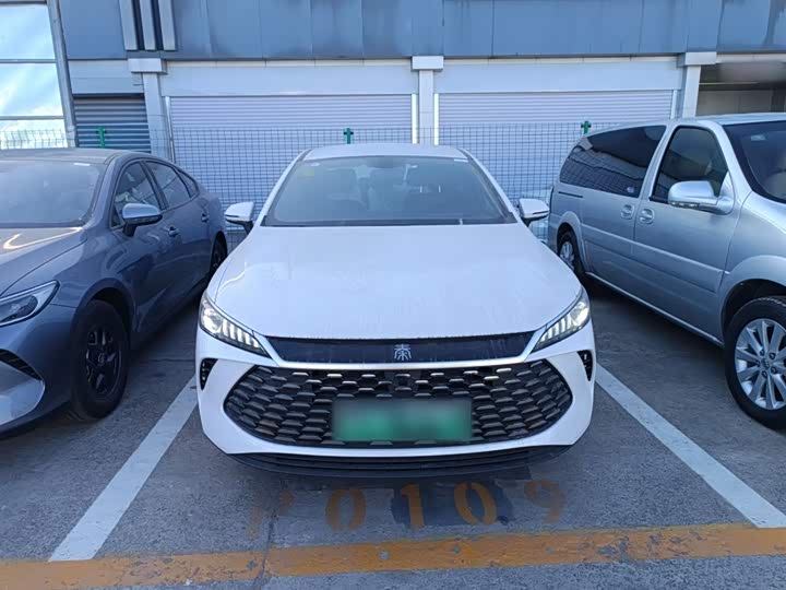 Фото 3 - BYD Qin Plus