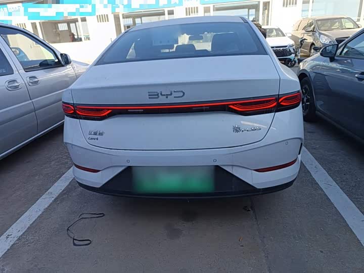 Фото 6 - BYD Qin Plus