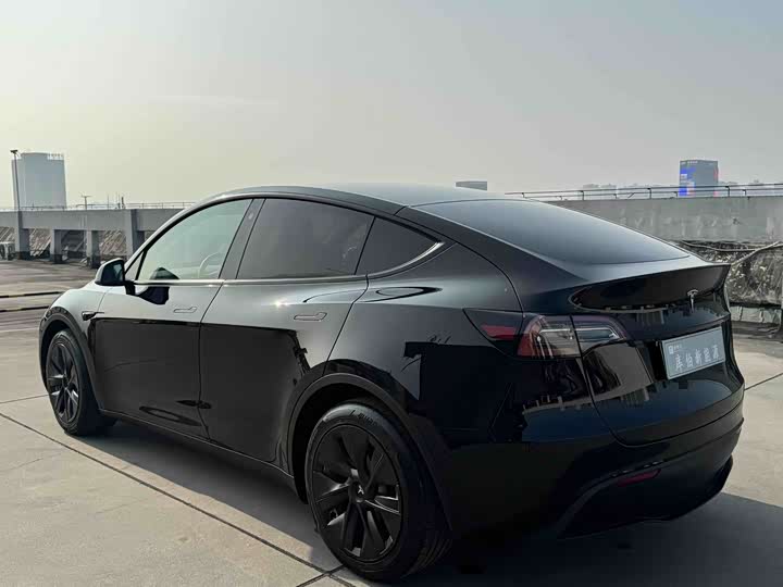 Фото 5 - Tesla Model Y