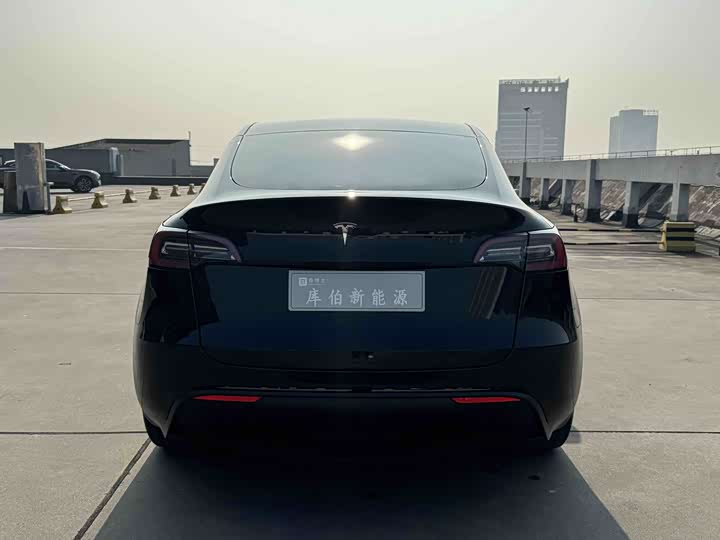 Фото 7 - Tesla Model Y