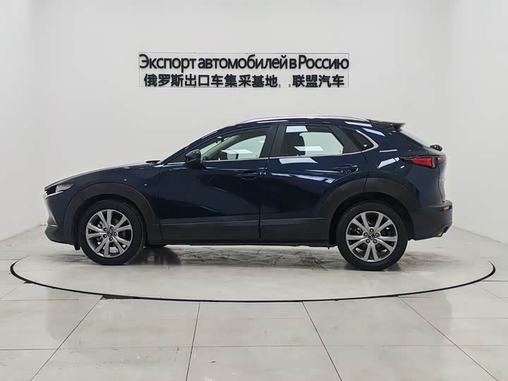 Фото 4 - Mazda CX-30