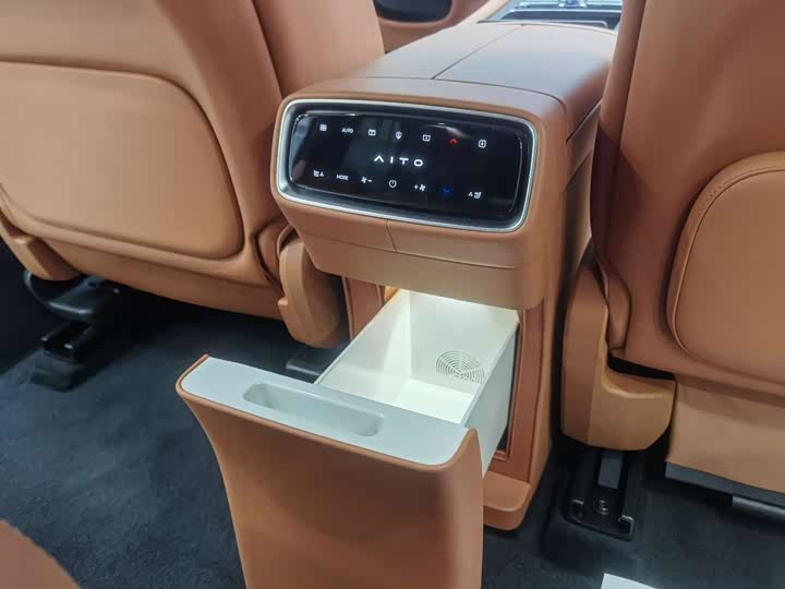 Фото 9 - Aito M9