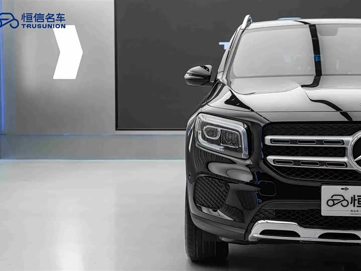 Фото 8 - Mercedes-Benz GLB-Class