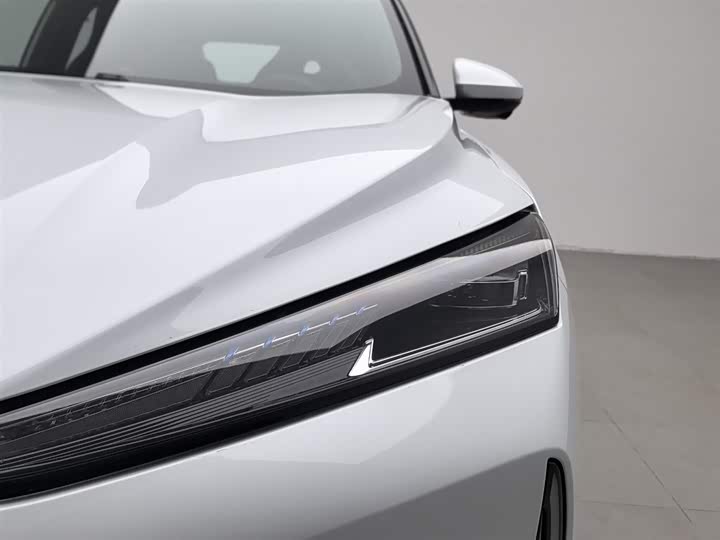 Фото 7 - Dongfeng Aeolus L7