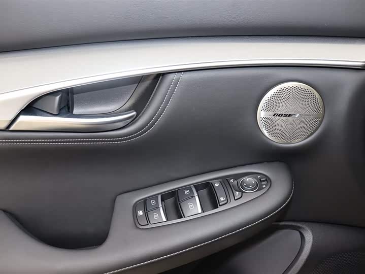 Фото 5 - Infiniti QX55