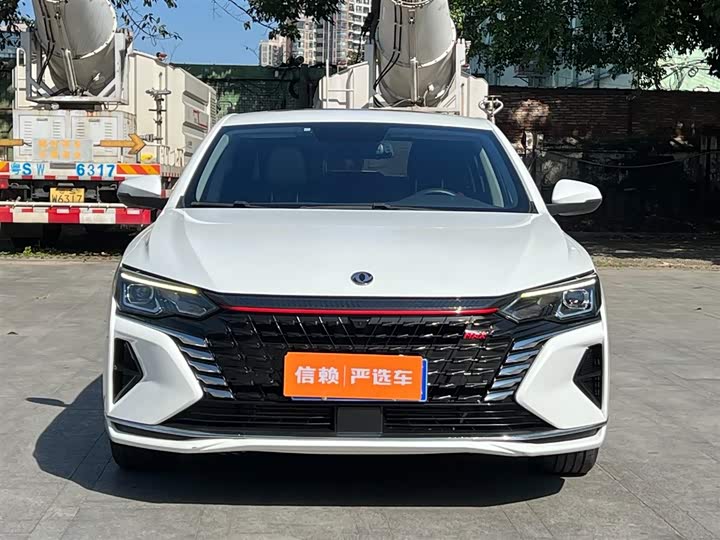 Фото 3 - Dongfeng Aeolus Yixuan Max