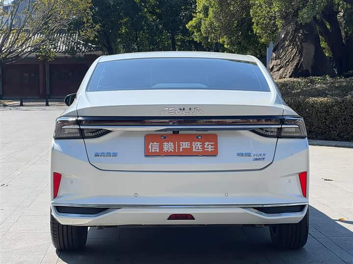 Фото 6 - Dongfeng Aeolus Yixuan Max