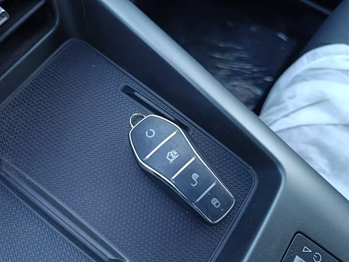 Фото 9 - BYD Qin Plus