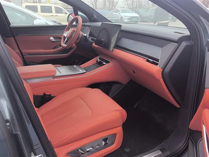 Фото 8 - BYD Tang L