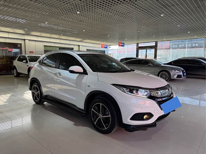 Фото 3 - Honda Vezel