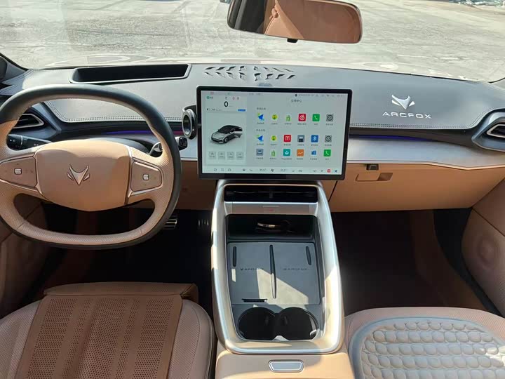 Фото 3 - BAIC Arcfox Alpha S5