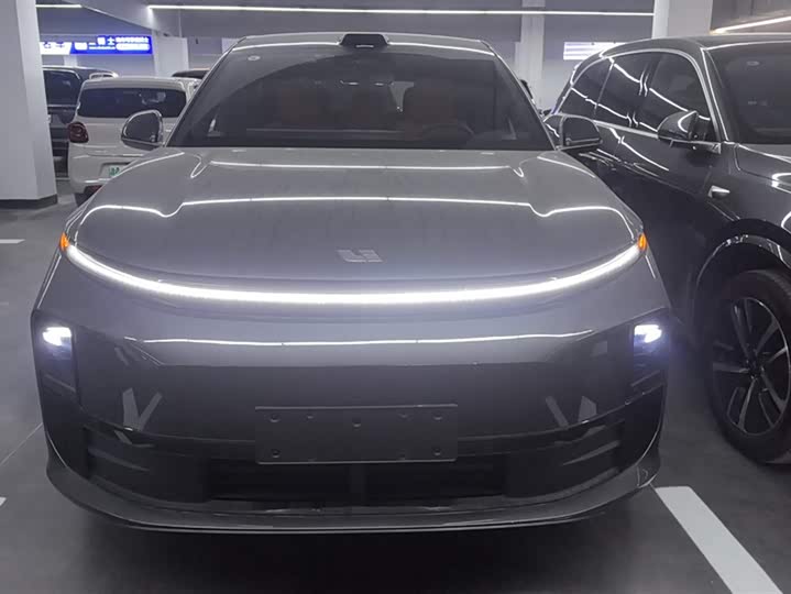 Фото 2 - LiXiang L6