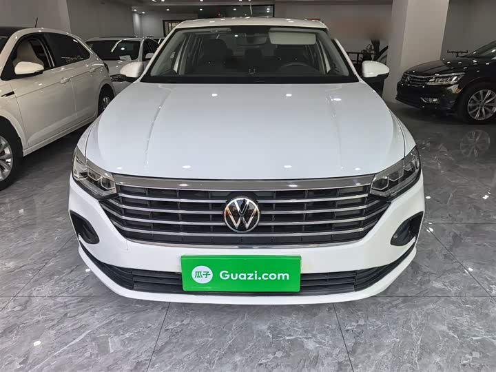 Фото 3 - Volkswagen Lavida