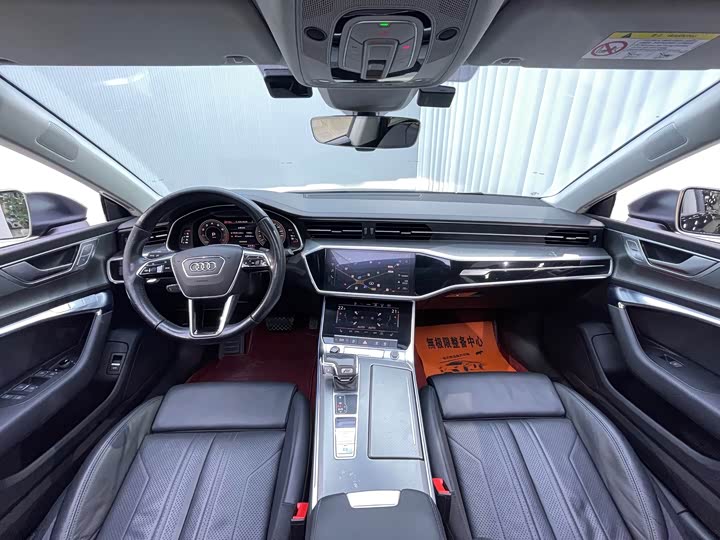 Фото 8 - Audi A7