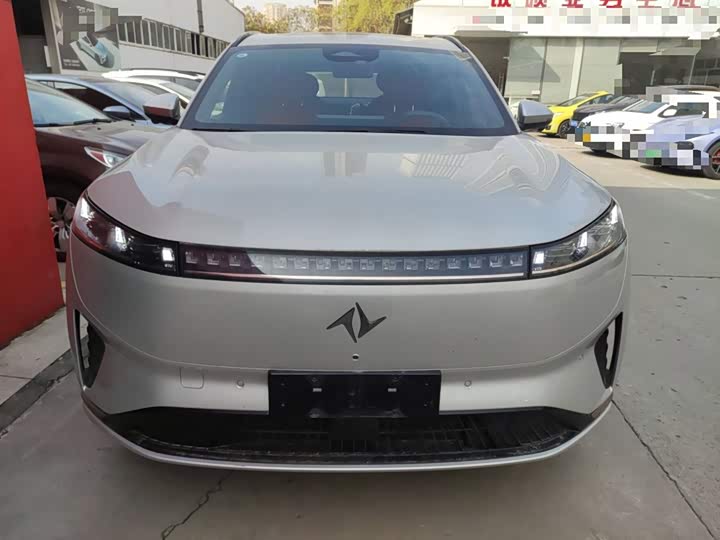 Фото 3 - Dongfeng Yipai eπ 008