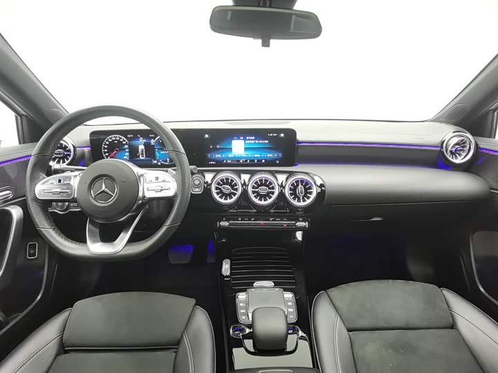 Фото 5 - Mercedes-Benz A-Class
