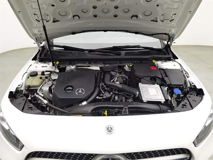 Фото 6 - Mercedes-Benz A-Class