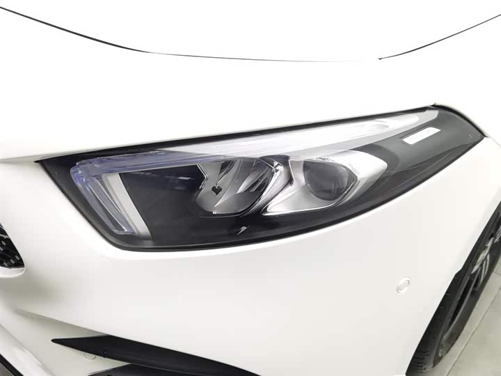 Фото 7 - Mercedes-Benz A-Class