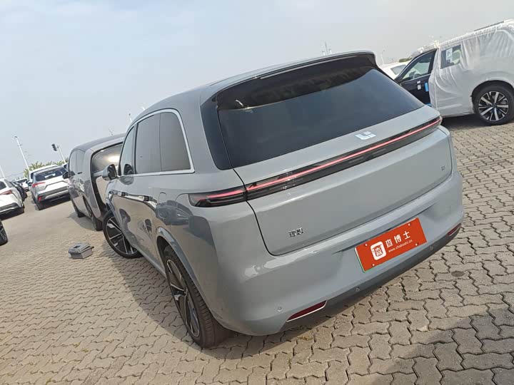 Фото 4 - LiXiang L8