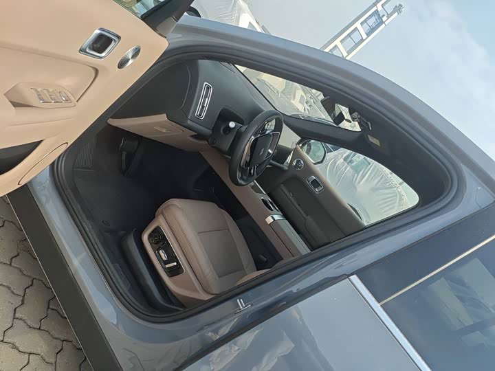 Фото 5 - LiXiang L8