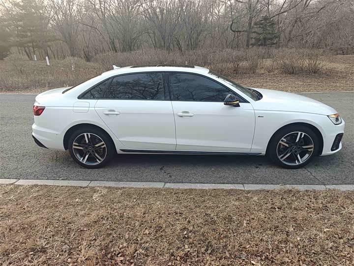 Фото 7 - Audi A4L