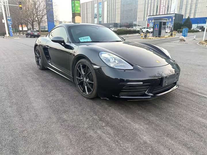 Фото 2 - Porsche 718